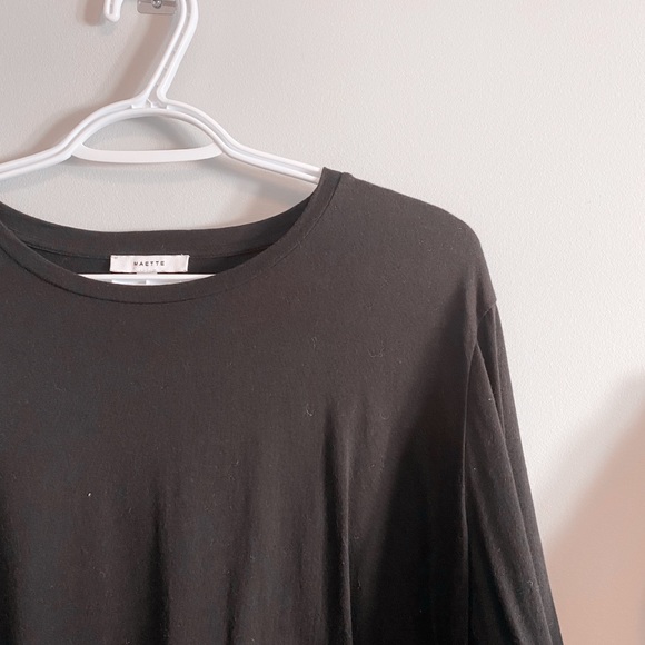 SOLD 💜 Black top - Picture 1 of 4